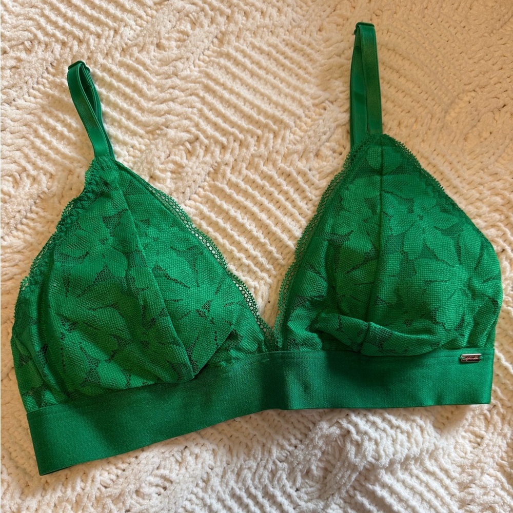 Victoria’s Secret Pink, adjustable bralette. Kelly green